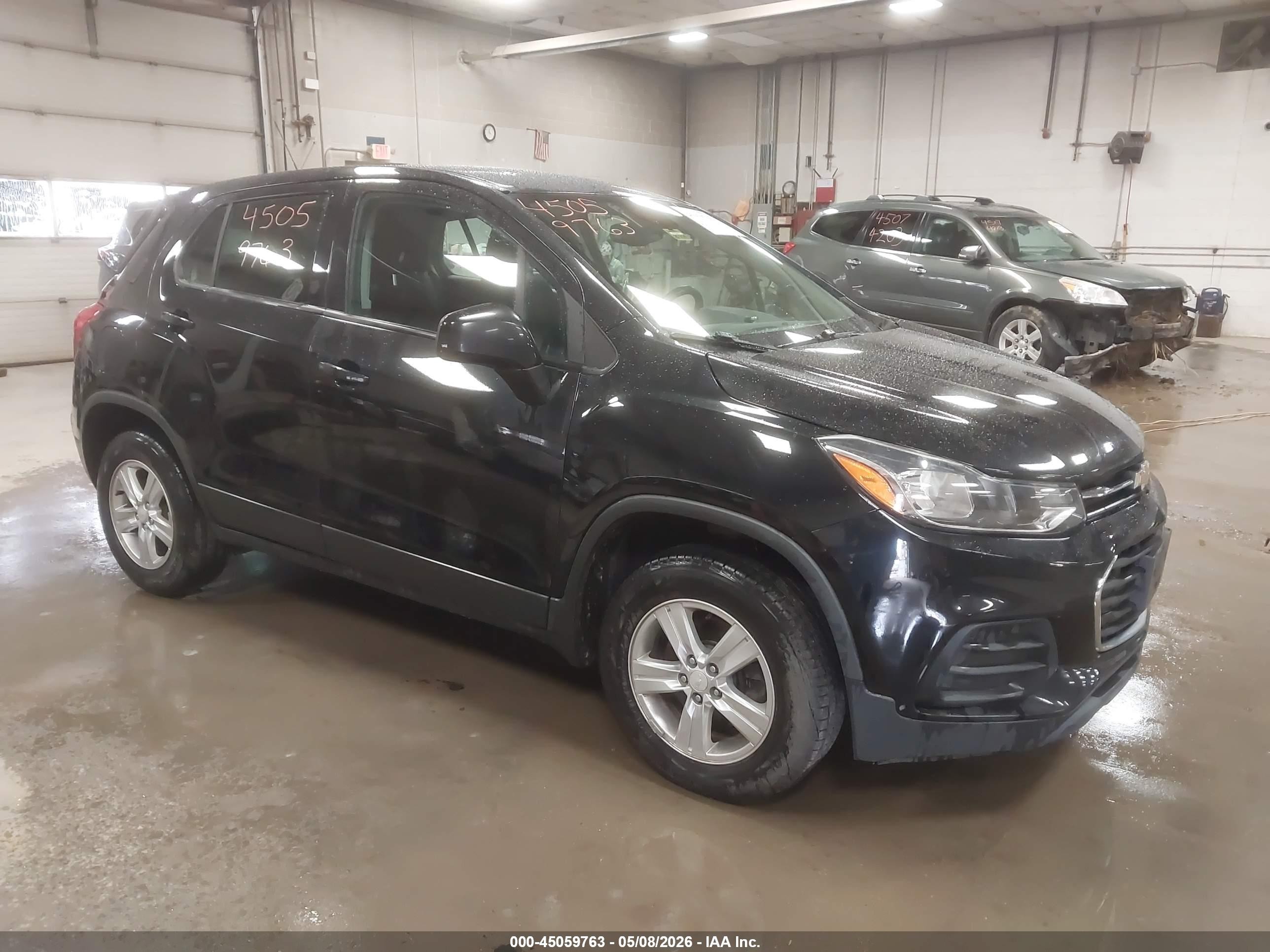 2017 Chevrolet Trax VIN 3GNCJNSB6HL279773 IAAI salvage auction — Side, Salvage (Maine), sold $775 on 2026-07-06 (photo 1)