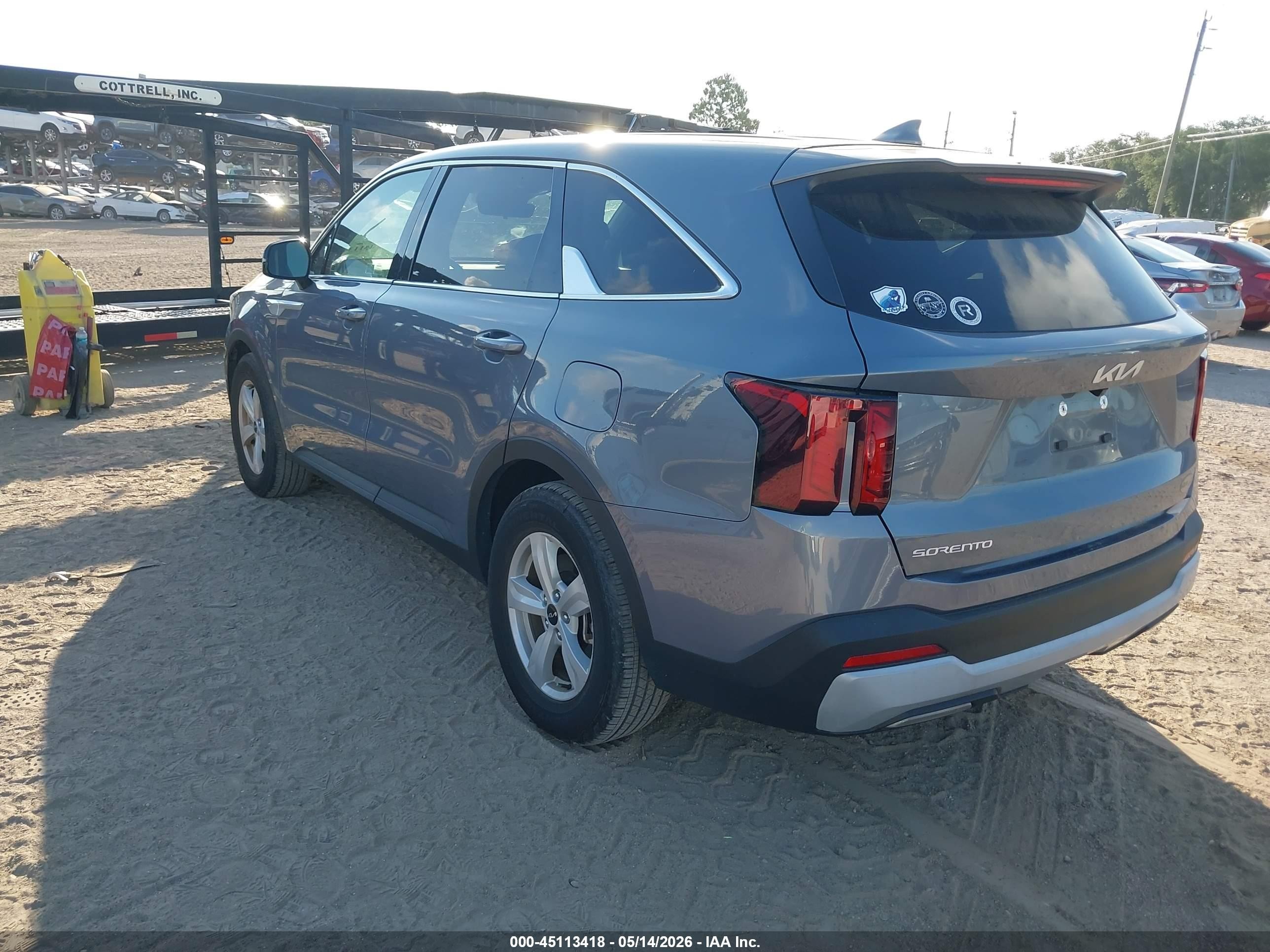 2025 Kia Sorento VIN 5XYRG4JC6SG310864 IAAI salvage auction — Front End, Rebuildable (Florida), sold $11,400 on 2026-07-06 (photo 3)