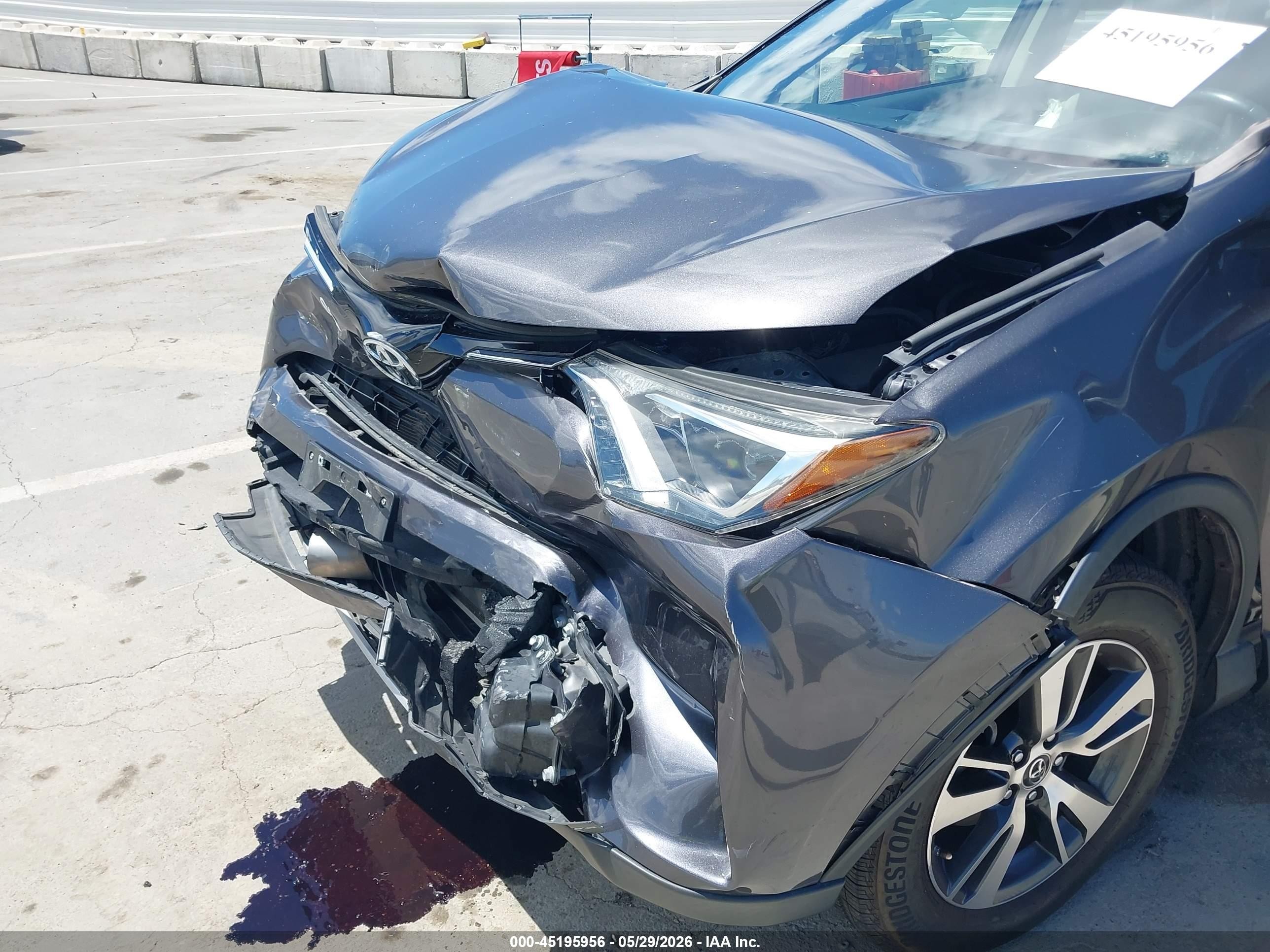 2016 Toyota RAV4 VIN JTMWFREVXGJ068487 IAAI salvage auction — Front End, Salvage (California), sold $4,050 on 2026-07-05 (photo 6)