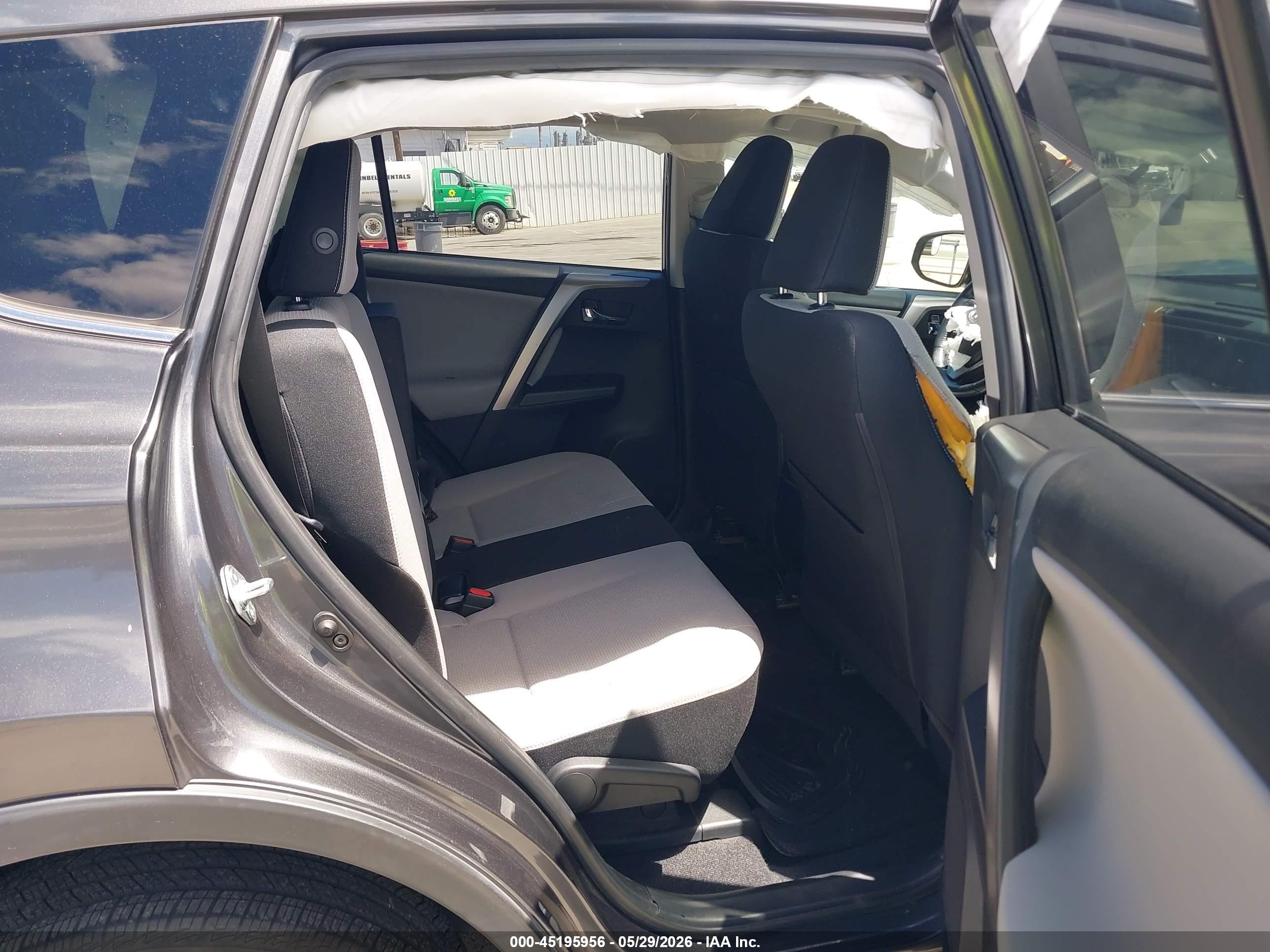 2016 Toyota RAV4 VIN JTMWFREVXGJ068487 IAAI salvage auction — Front End, Salvage (California), sold $4,050 on 2026-07-05 (photo 8)