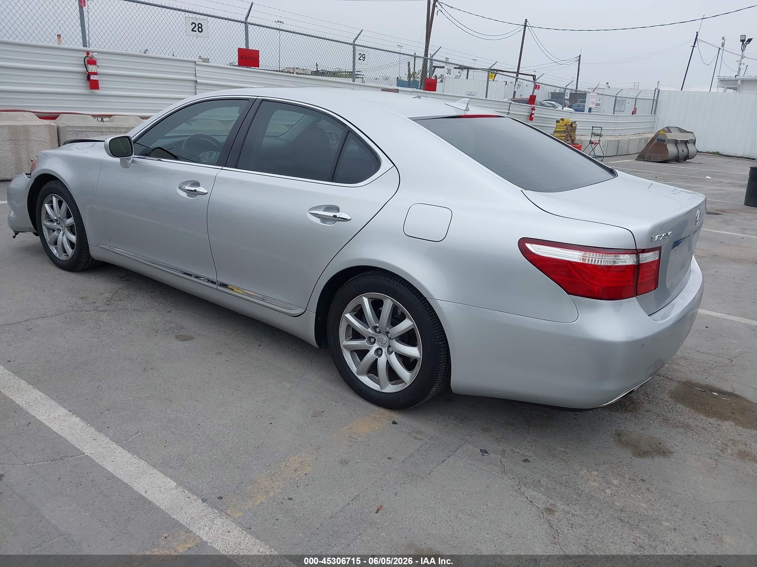 2008 Lexus LS 460 VIN JTHBL46F685083076 IAAI salvage auction — Front End, Salvage (California), sold $1,000 on 2026-07-05 (photo 3)