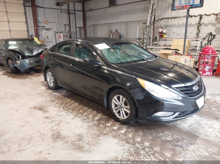 2013 Hyundai Sonata VIN 5NPEB4AC0DH678286 IAAI salvage auction — Side, Salvage (Pennsylvania), sold $450 on 2025-12-31 (photo 1)