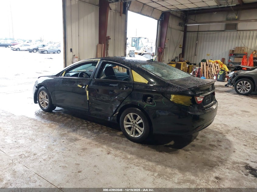 2013 Hyundai Sonata VIN 5NPEB4AC0DH678286 IAAI salvage auction — Side, Salvage (Pennsylvania), sold $450 on 2025-12-31 (photo 3)