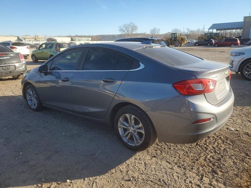 2019 Chevrolet Cruze VIN 1G1BE5SM2K7106864 COPART salvage auction — VANDALISM, Ks - Cert Of Title-Salvage, sold $850 on 2026-07-03 (photo 2)