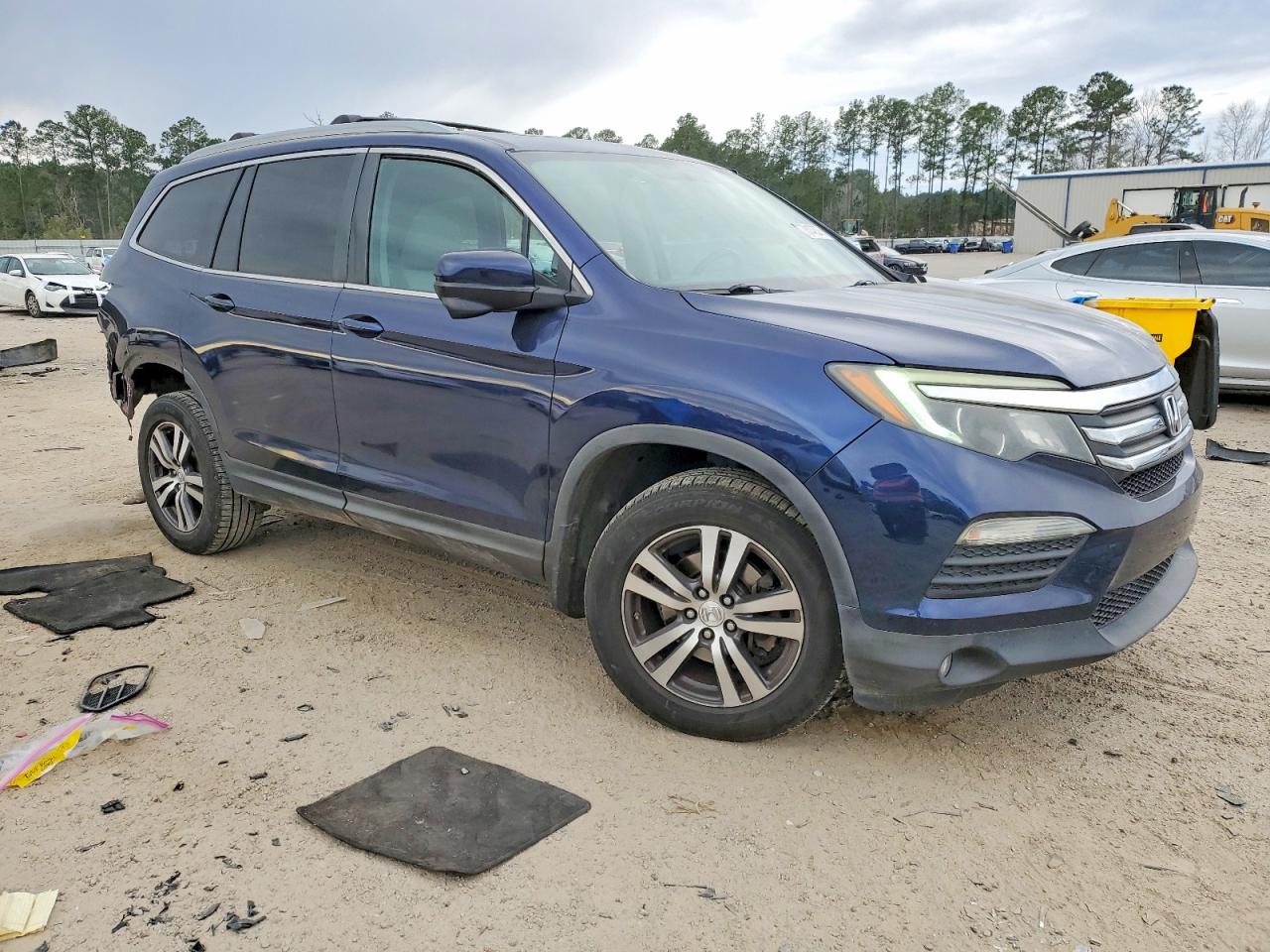 2016 Honda Pilot VIN 5FNYF5H54GB001503 COPART salvage auction — Rear End, SC - CERT OF TITLE-SALVAGE, sold $1,550 on 2026-06-29 (photo 4)