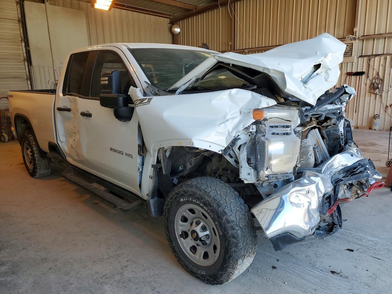 2023 Chevrolet Silverado 2500 VIN 1GC2YLE70PF251729 COPART salvage auction — Front End, TX - CERTIFICATE OF TITLE, sold $5,500 on 2026-07-06 (photo 4)