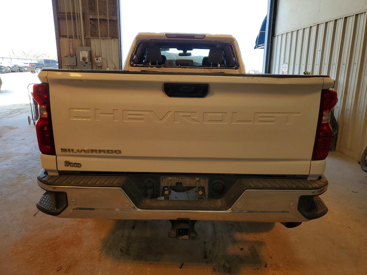 2023 Chevrolet Silverado 2500 VIN 1GC2YLE70PF251729 COPART salvage auction — Front End, TX - CERTIFICATE OF TITLE, sold $5,500 on 2026-07-06 (photo 6)
