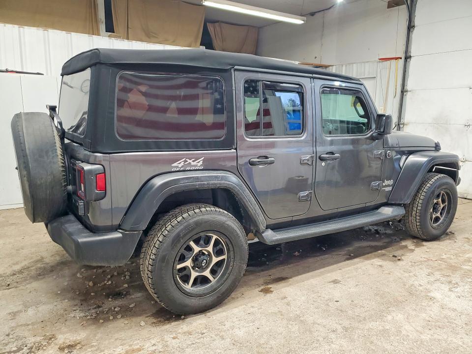 2018 Jeep Wrangler unlimited VIN 1C4HJXDG3JW274453 COPART salvage auction — MINOR DENT/SCRATCHES, Fl - Certificate Of Title, sold $9,800 on 2026-07-03 (photo 3)