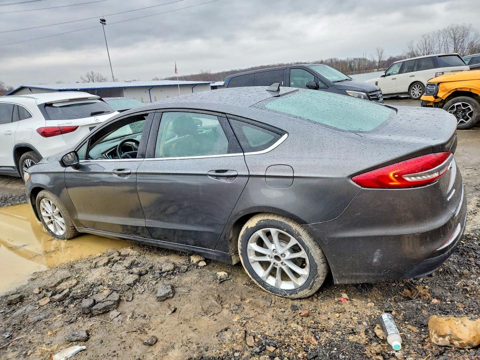 2019 Ford Fusion VIN 3FA6P0LU0KR204715 COPART salvage auction — NORMAL WEAR, Ny - Cert Of Title-Rebuilt Salvage (P), sold $1,200 on 2026-07-02 (photo 2)