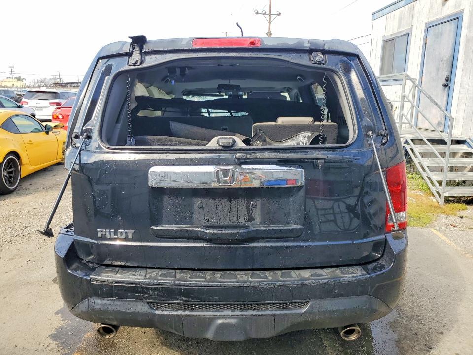 2013 Honda Pilot VIN 5FNYF3H50DB037074 COPART salvage auction — FRONT END, CA - SALVAGE CERTIFICATE, sold $700 on 2026-07-02 (photo 6)