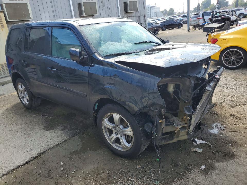 2013 Honda Pilot VIN 5FNYF3H50DB037074 COPART salvage auction — FRONT END, CA - SALVAGE CERTIFICATE, sold $700 on 2026-07-02 (photo 4)