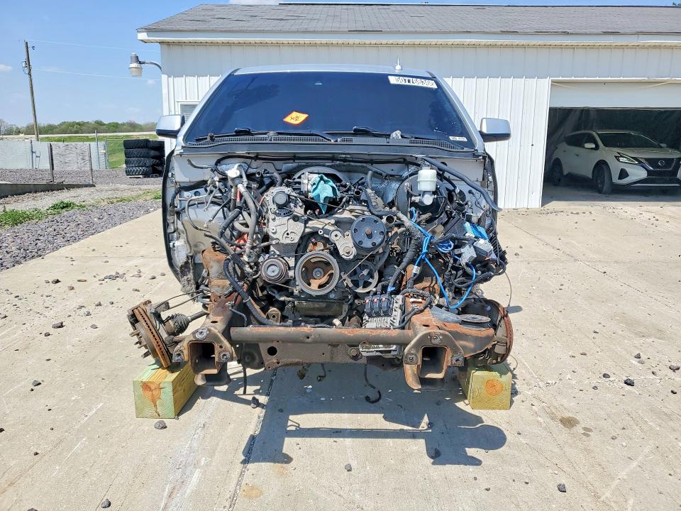 2015 Gmc Yukon xl VIN 1GKS2HKC4FR611389 COPART salvage auction — FRONT END, Va - Certificate Of Title, sold $575 on 2026-07-02 (photo 5)