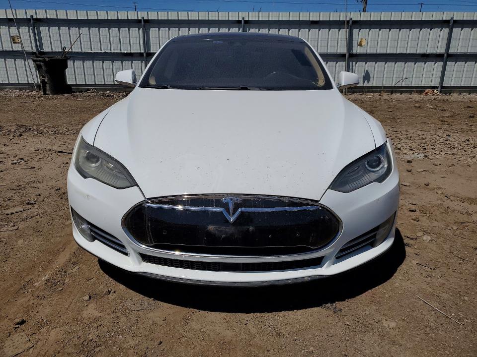 2015 Tesla Model s VIN 5YJSA1S29FF084890 COPART salvage auction — FRONT END, Il - Salvage Certificate, sold $2,350 on 2026-07-03 (photo 5)