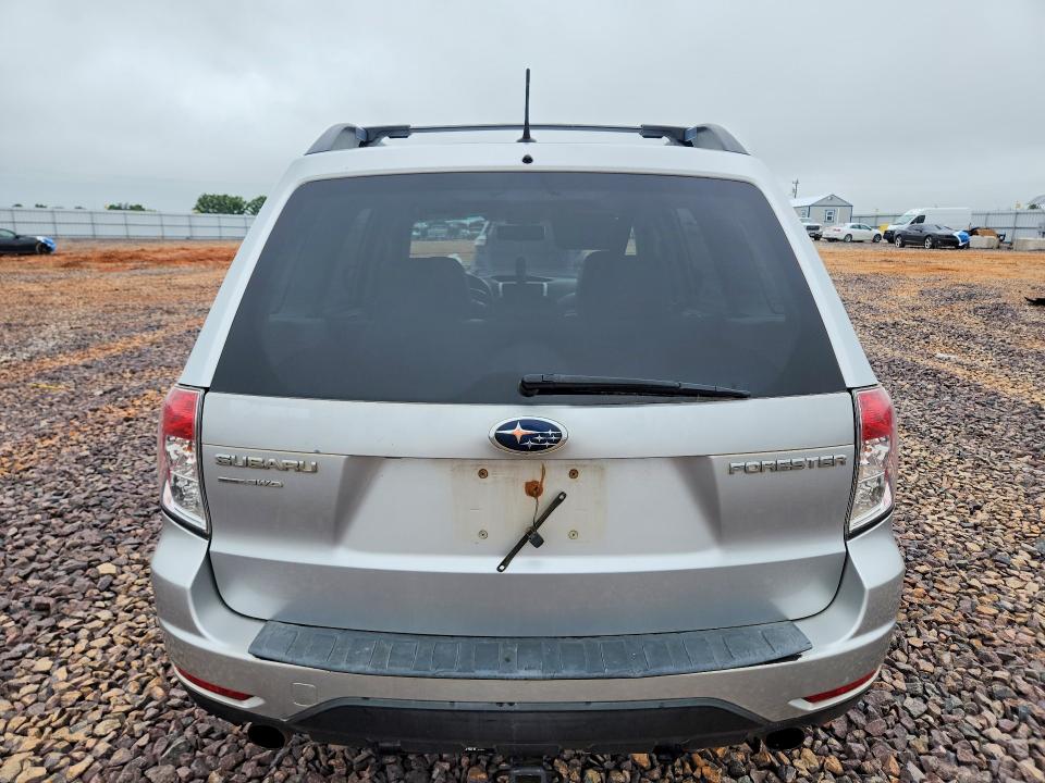2011 Subaru Forester VIN JF2SHBEC1BH740565 COPART salvage auction — HAIL, Ok - Cert Of Title-Salvage, sold $350 on 2026-07-03 (photo 6)