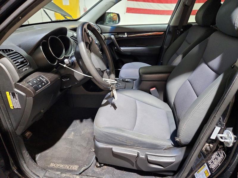2012 Kia Sorento VIN 5XYKT4A62CG197049 COPART salvage auction — NORMAL WEAR, Pa - Cert Of Title, sold $3,400 on 2026-07-02 (photo 7)