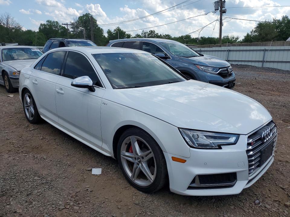 2018 Audi S4 VIN WAUB4AF42JA019445 COPART salvage auction — MINOR DENT/SCRATCHES, NJ - CERTIFICATE OF TITLE, sold $5,000 on 2026-07-02 (photo 4)