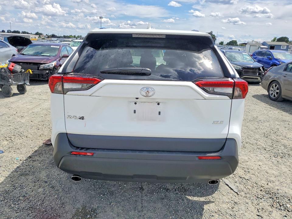 2022 Toyota Rav4 VIN 2T3W1RFV9NW231285 COPART salvage auction — FRONT END, Ca - Salvage Certificate, sold $10,100 on 2026-07-02 (photo 6)