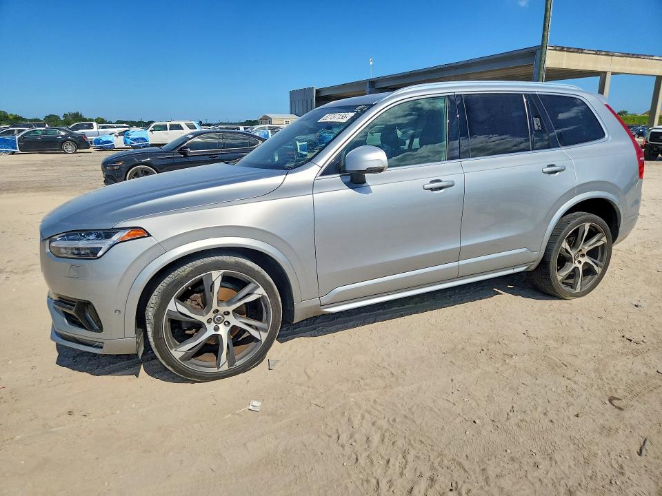 2017 Volvo VIN YV4A22PMXH1169948 COPART salvage auction — REAR END, Fl - Certificate Of Title, sold $4,150 on 2026-07-02 (photo 1)