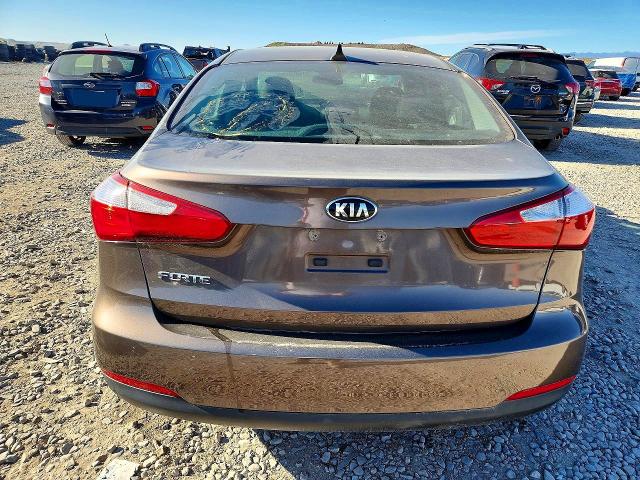 2015 Kia Forte VIN KNAFX4A61F5277829 COPART salvage auction — FRONT END, Ut - Salvage Certificate, sold $350 on 2026-07-03 (photo 6)