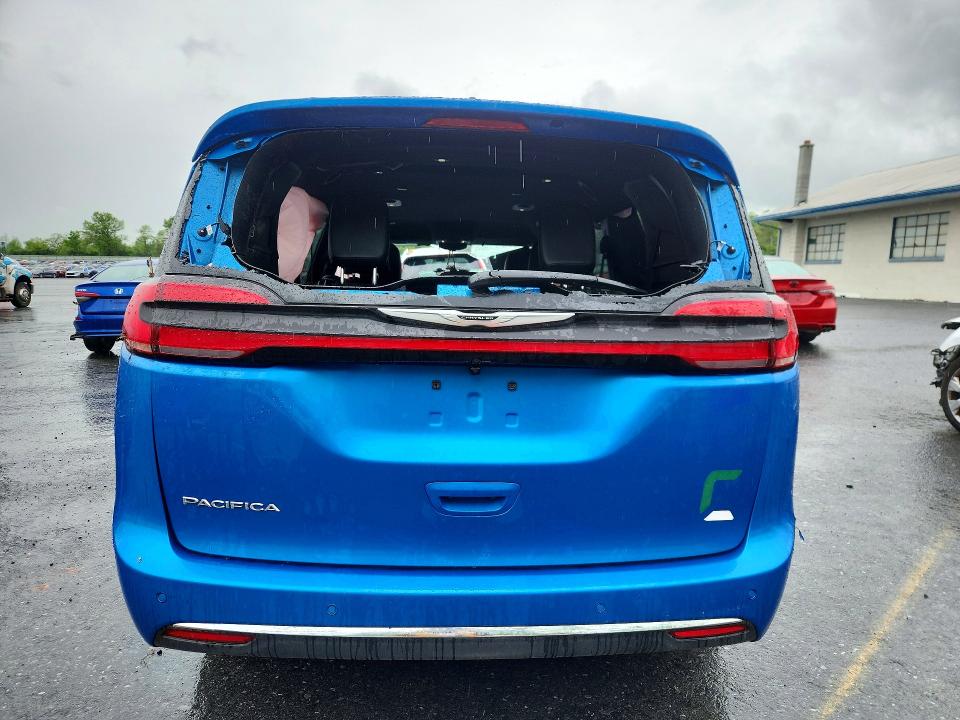 2026 Chrysler Pacifica VIN 2C4RC1BG8TR235514 COPART salvage auction — ROLLOVER, Fl - Cert Of Title Slvg Rebuildable, sold $9,900 on 2026-07-02 (photo 6)