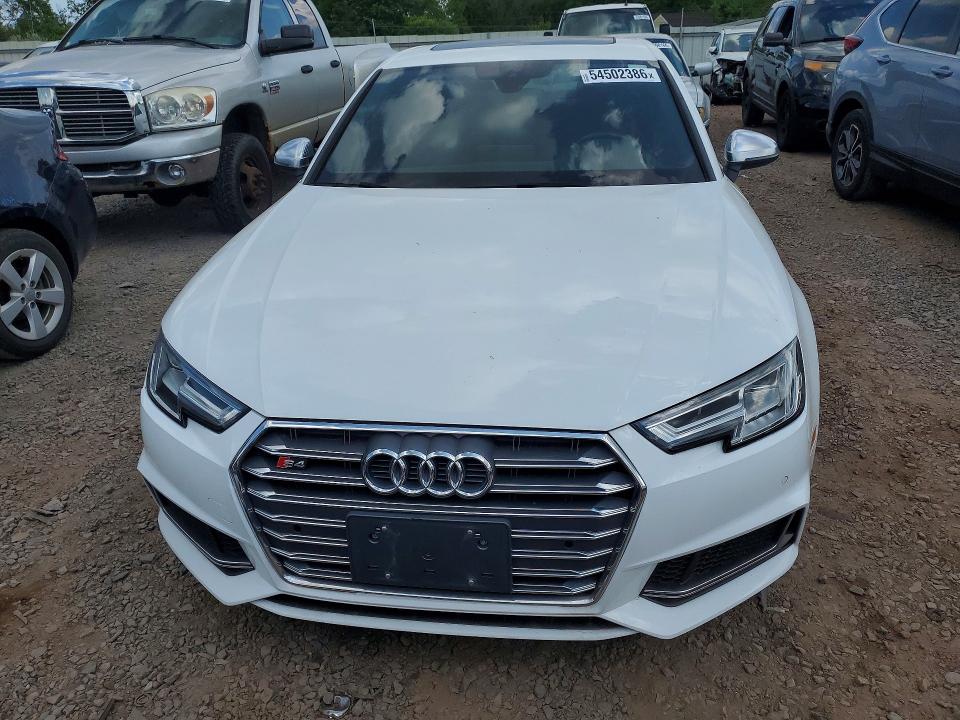 2018 Audi S4 VIN WAUB4AF42JA019445 COPART salvage auction — MINOR DENT/SCRATCHES, NJ - CERTIFICATE OF TITLE, sold $5,000 on 2026-07-02 (photo 5)