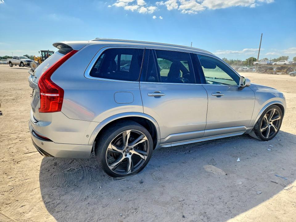 2017 Volvo VIN YV4A22PMXH1169948 COPART salvage auction — REAR END, Fl - Certificate Of Title, sold $4,150 on 2026-07-02 (photo 3)
