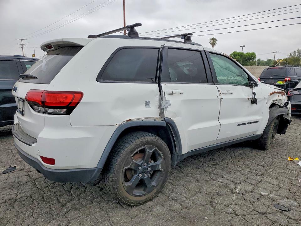 2019 Jeep Grand cherokee VIN 1C4RJFAG8KC620387 COPART salvage auction — ROLLOVER, Ca - Dis/Dlr/Exp Only Clean Title, sold $2,200 on 2026-07-02 (photo 3)