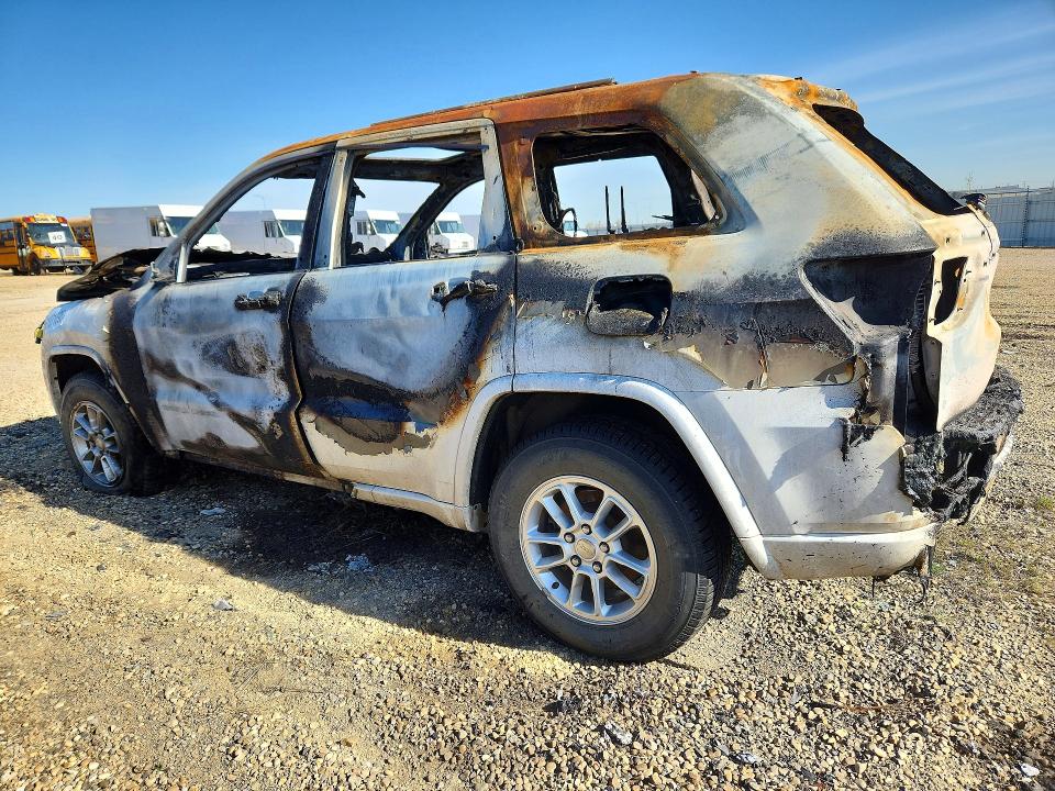 2020 Jeep Grand cherokee VIN 1C4RJFAG7LC357262 COPART salvage auction — INTERIOR BURN, Ab - Bos - Nonrepairable, sold $1,600 on 2026-07-02 (photo 2)