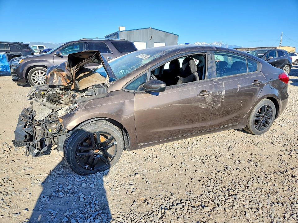 2015 Kia Forte VIN KNAFX4A61F5277829 COPART salvage auction — FRONT END, Ut - Salvage Certificate, sold $350 on 2026-07-03 (photo 1)