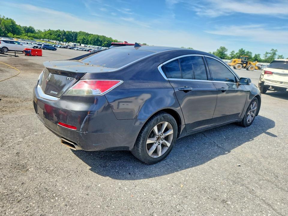 2013 Acura Tl VIN 19UUA8F38DA018780 COPART salvage auction — REAR END, Pa - Reconstructed Clean, sold $850 on 2026-07-03 (photo 3)
