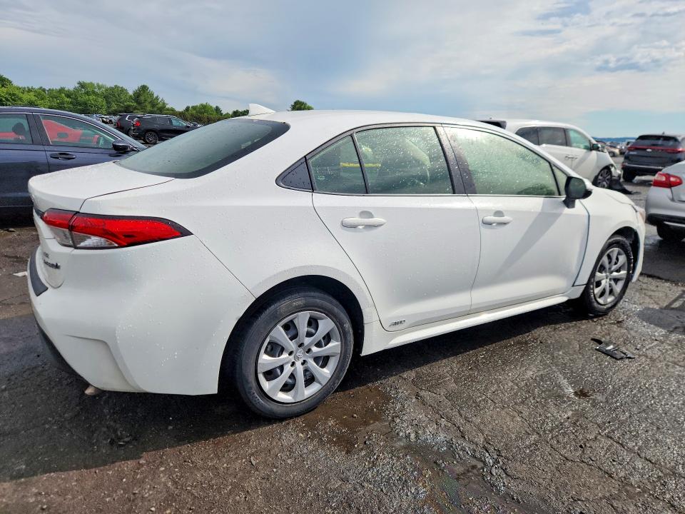 2024 Toyota Corolla VIN JTDBDMHE5R3008160 COPART salvage auction — FRONT END, Nj - Certificate Of Title, sold $8,300 on 2026-07-02 (photo 3)