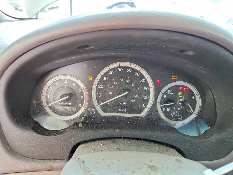2004 Toyota Sienna VIN 5TDZA22C54S017502 COPART salvage auction — MINOR DENT/SCRATCHES, Ga - Certificate Of Title, sold $650 on 2026-07-03 (photo 9)