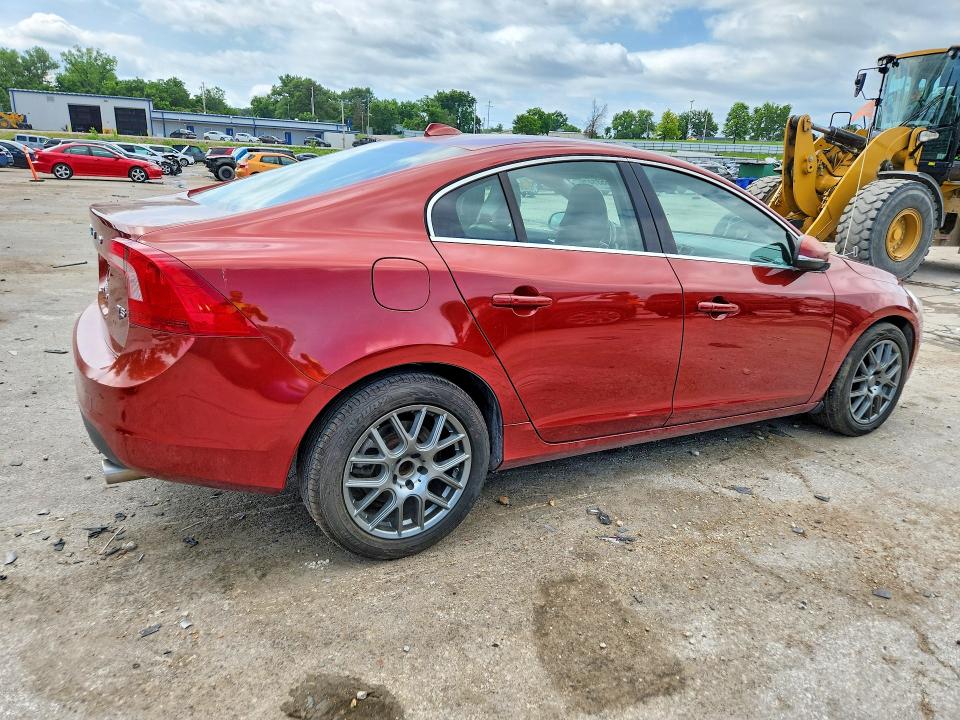 2013 Volvo S60 VIN YV1612FSXD1212913 COPART salvage auction — NORMAL WEAR, Tx - Certificate Of Title, sold $550 on 2026-07-02 (photo 3)