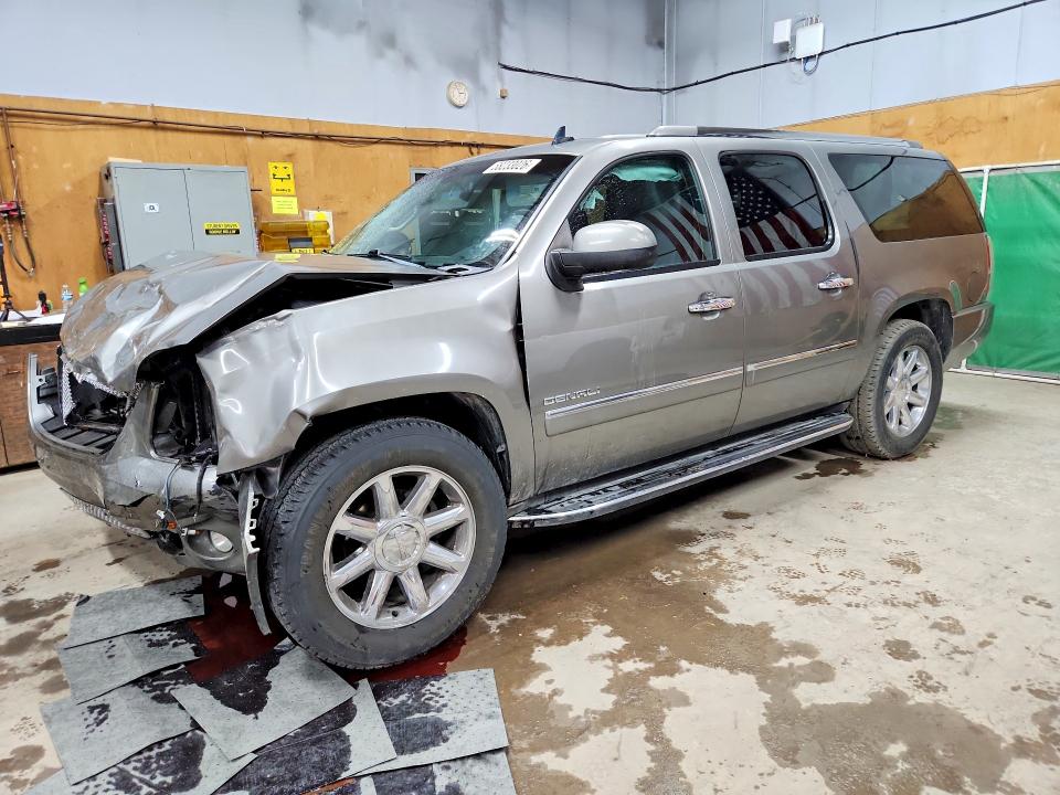 2012 Gmc VIN 1GKS2MEF7CR266921 COPART salvage auction — FRONT END, Mi - Certificate Of Title, sold $525 on 2026-07-03 (photo 1)