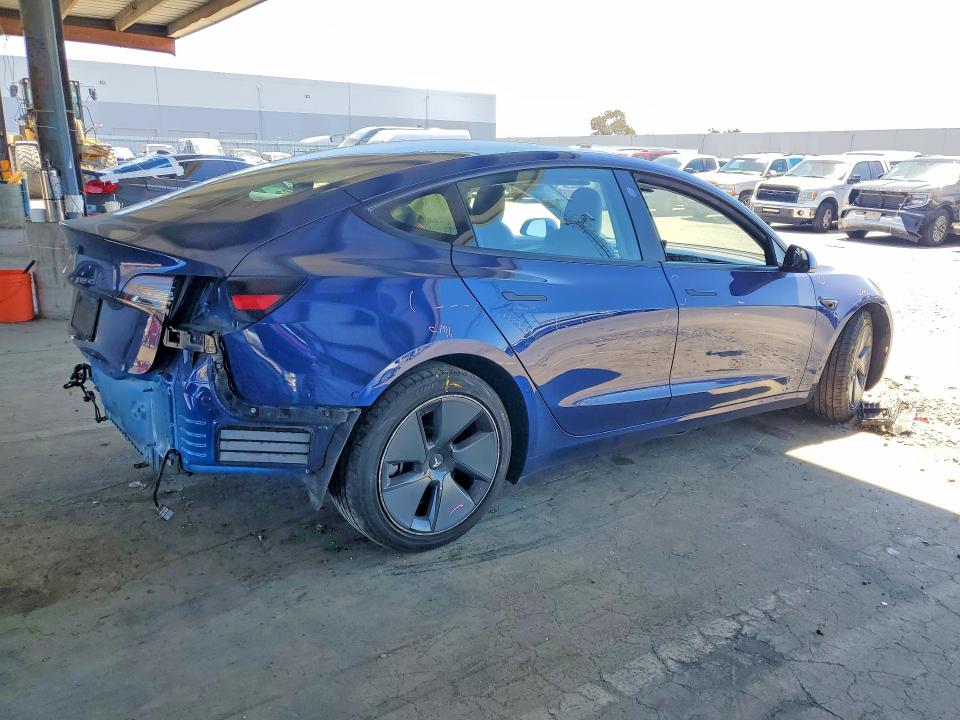 2021 Tesla Model 3 VIN 5YJ3E1EA0MF943146 COPART salvage auction — REAR END, CA - SALVAGE CERTIFICATE, sold $5,100 on 2026-07-02 (photo 3)