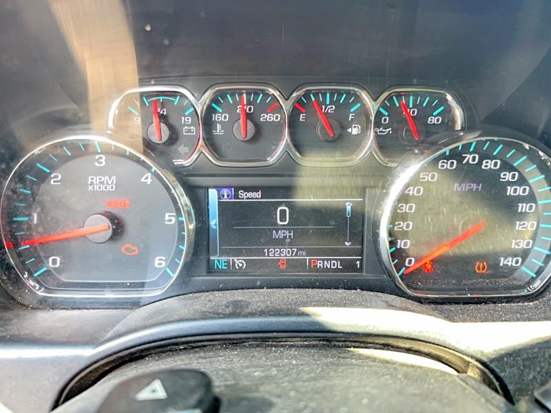 2019 Chevrolet Silverado VIN 1GC1KSEG6KF266025 COPART salvage auction — MINOR DENT/SCRATCHES, Tx - Certificate Of Title (P), sold $6,300 on 2026-07-03 (photo 8)