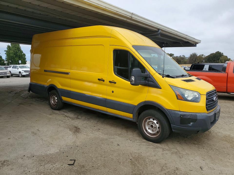 2015 Ford VIN 1FTCR3XM1FKA30120 COPART salvage auction — MINOR DENT/SCRATCHES, Ca - Dis/Dlr/Exp Only Clean Title, sold $4,200 on 2026-07-03 (photo 4)