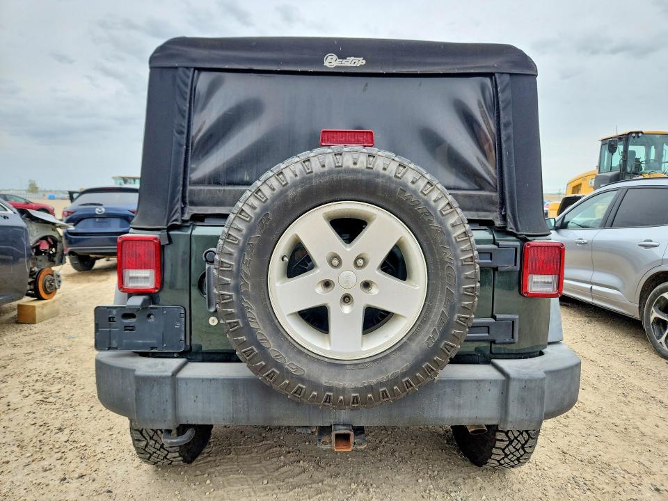 2012 Jeep Wrangler unlimited VIN 1C4BJWDG3CL100399 COPART salvage auction — NORMAL WEAR, Ab - Bos - Active, sold $3,600 on 2026-07-03 (photo 6)