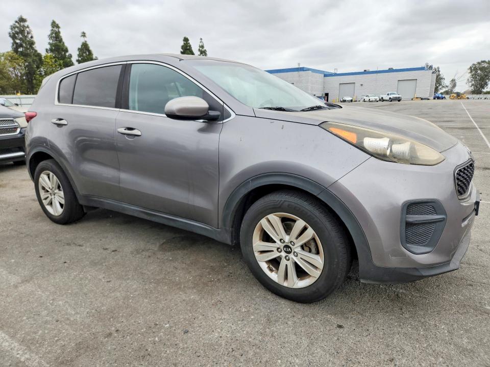 2017 Kia Sportage VIN KNDPM3AC0H7148066 COPART salvage auction — NORMAL WEAR, Ca - Dis/Dlr/Exp Only Clean Title, sold $2,500 on 2026-07-02 (photo 4)