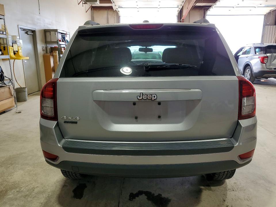2016 Jeep VIN 1C4NJDBB4GD571860 COPART salvage auction — NORMAL WEAR, Pa - Cert Of Title (P), sold $1,400 on 2026-07-02 (photo 6)