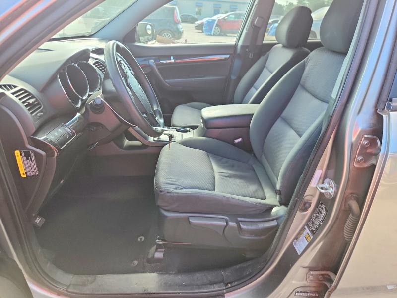 2012 Kia Sorento VIN 5XYKT4A27CG248803 COPART salvage auction — MINOR DENT/SCRATCHES, Fl - Certificate Of Title, sold $750 on 2026-07-03 (photo 7)