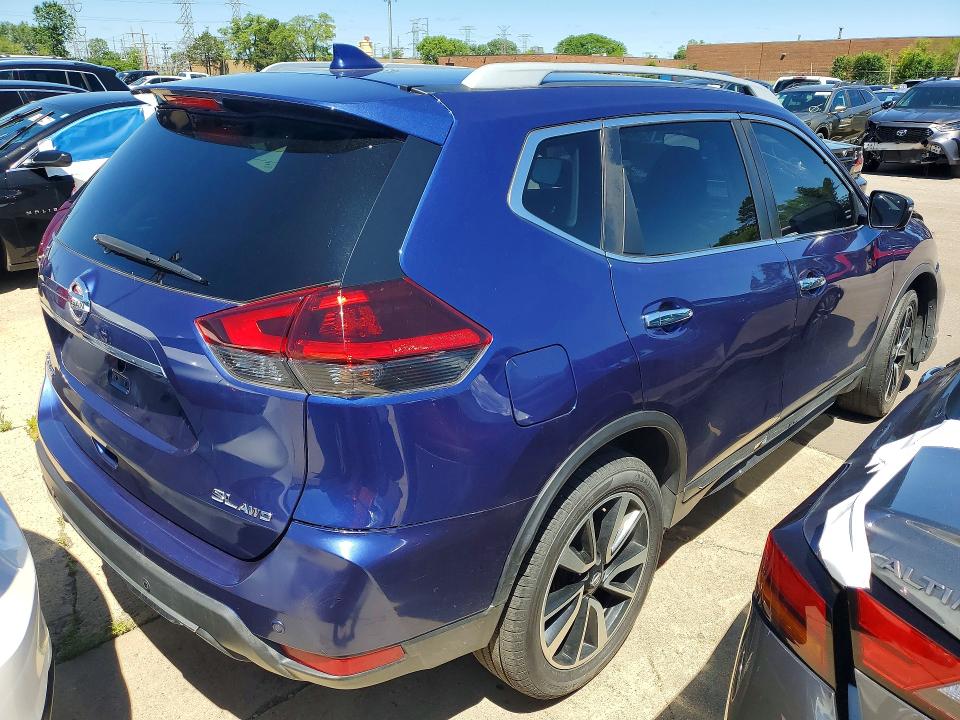 2019 Nissan Rogue VIN 5N1AT2MV7KC746357 COPART salvage auction — FRONT END, Il - Certificate Of Title, sold $2,591 on 2026-07-03 (photo 3)