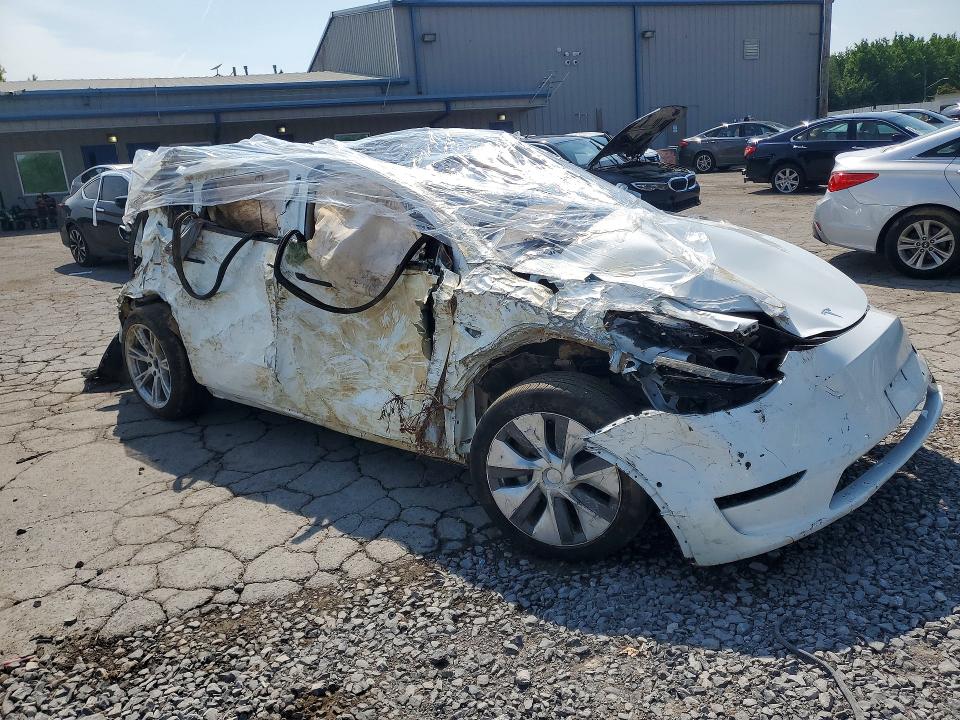 2021 Tesla VIN 5YJYGDEE0MF088436 COPART salvage auction — ROLLOVER, Tn - Salvage Certificate, sold $175 on 2026-07-03 (photo 4)
