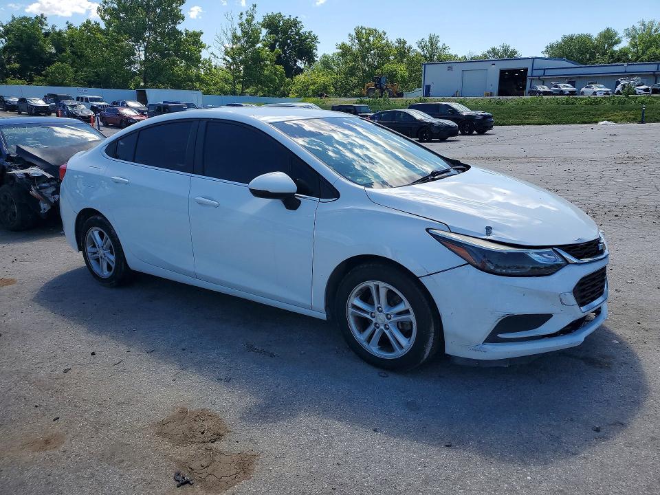 2017 Chevrolet Cruze VIN 1G1BE5SM4H7100170 COPART salvage auction — FRONT END, Il - Cert Of Title-Rebuilt (P), sold $825 on 2026-07-02 (photo 4)