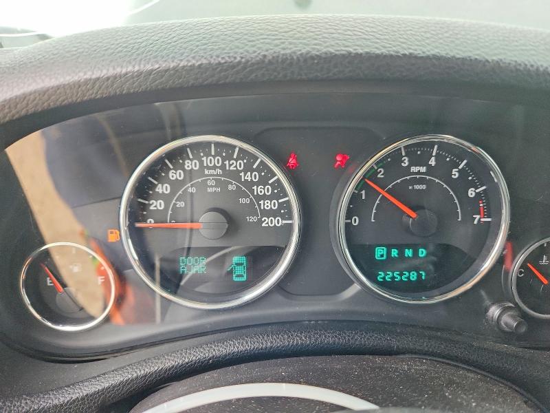 2012 Jeep Wrangler unlimited VIN 1C4BJWDG3CL100399 COPART salvage auction — NORMAL WEAR, Ab - Bos - Active, sold $3,600 on 2026-07-03 (photo 9)