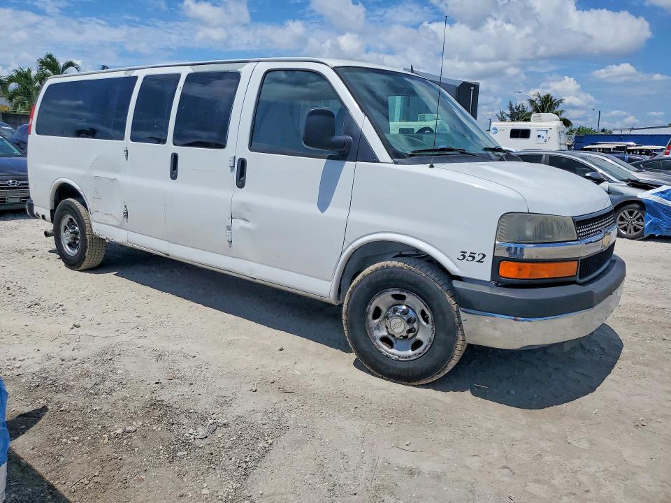 2012 Chevrolet Express 3500 VIN 1GAZG1FG2C1123447 COPART salvage auction — REAR END, Tn - Certificate Of Title, sold $600 on 2026-07-02 (photo 4)