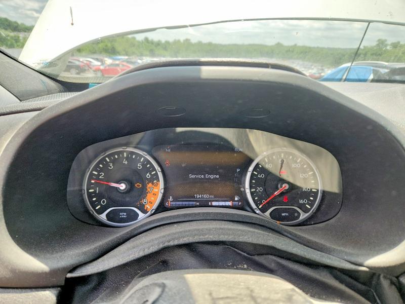 2018 Jeep Renegade VIN ZACCJBBB4JPG75558 COPART salvage auction — FRONT END, Md - Cert Of Salvage > 75% Damage, sold $375 on 2026-07-03 (photo 9)