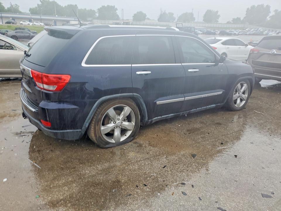 2011 Jeep Grand cherokee VIN 1J4RR6GT7BC700917 COPART salvage auction — SIDE, Mo - Cert Of Title-Repossessed (P), sold $875 on 2026-07-02 (photo 3)