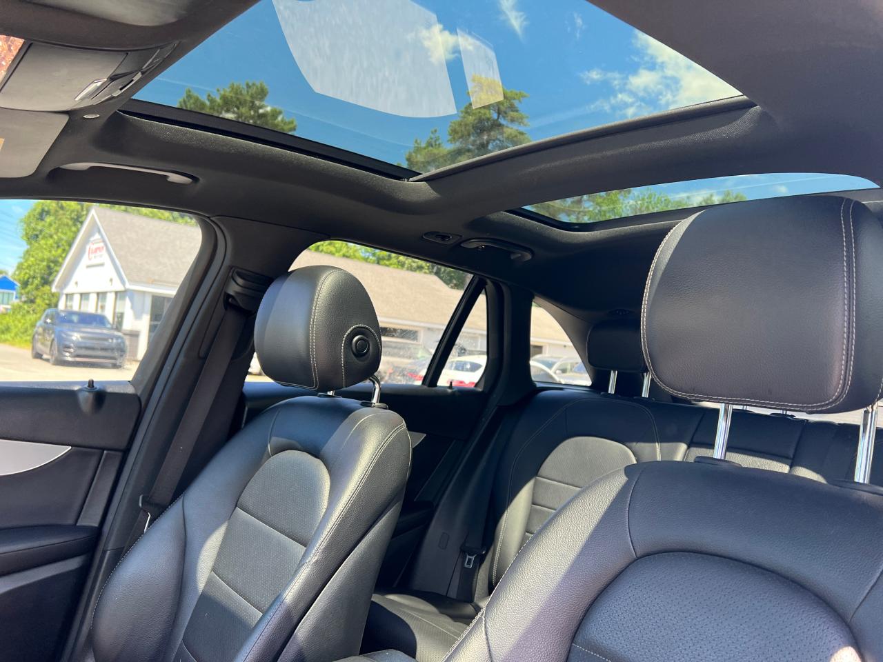 2020 Mercedes-Benz GLC-Class VIN WDC0G8DB5LF725949 COPART salvage auction — Minor Dent/Scratches, TX - CERTIFICATE OF TITLE (P), sold $12,500 on 2026-07-06 (photo 9)