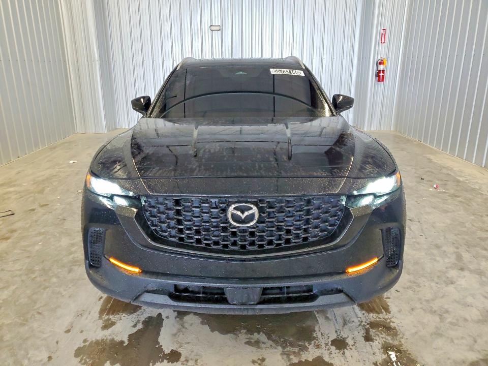 2025 Mazda Cx-50 VIN 7MMVABDM4SN354038 COPART salvage auction — SIDE, NC - DLR ONLY-CLEAN/OVER 25% DAMAGE, sold $12,700 on 2026-07-02 (photo 5)